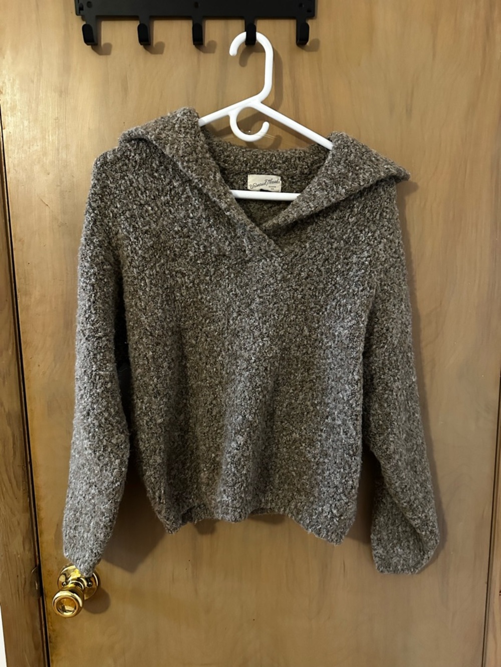 Universal Thread Brown-Gray Bouclé V-Neck Sweater